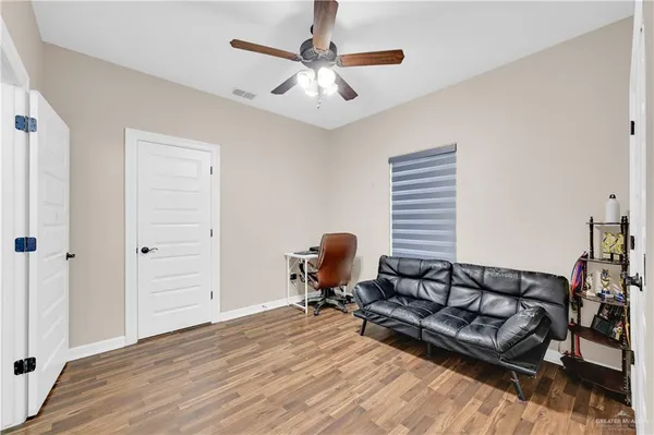 $3,200 | 2410 Colvin Avenue, Edinburg, TX 78539