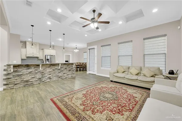 $3,200 | 2410 Colvin Avenue, Edinburg, TX 78539