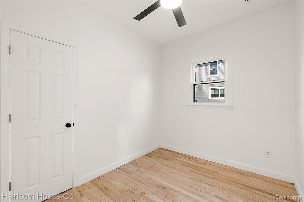 78 Batavia Street River Rouge, MI 48218 - Photo 24 of 35 37-78 Batavia St-37.jpg
