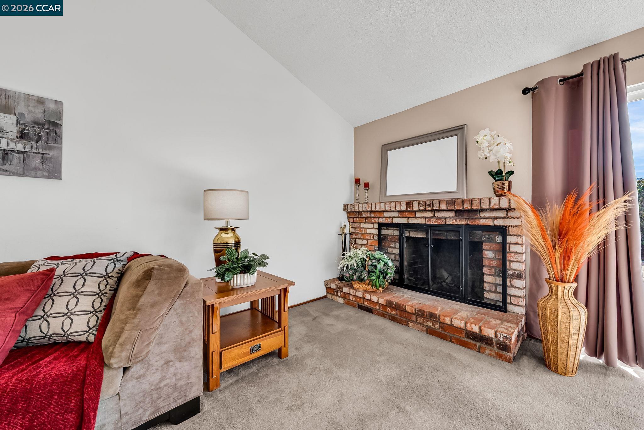 121 Fir Court Hercules, CA 94547 - Photo 8 of 55