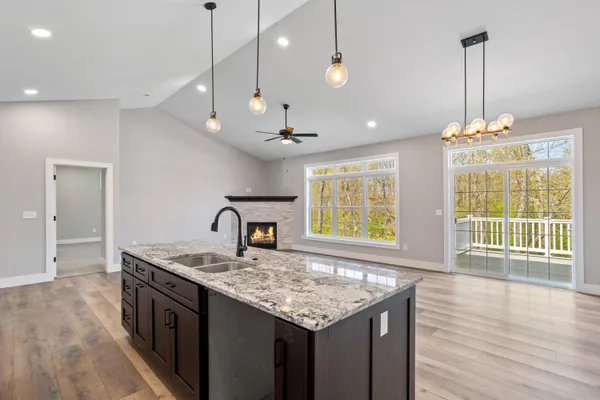 $419,900 | 233 Auseon Court, Hillsdale, MI 49242