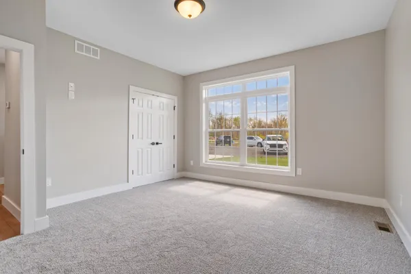 $419,900 | 233 Auseon Court, Hillsdale, MI 49242