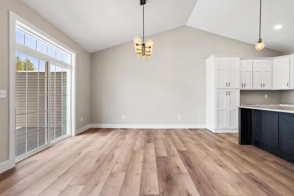 $419,900 | 233 Auseon Court, Hillsdale, MI 49242