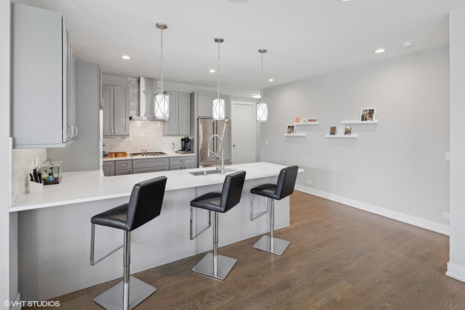 236 South Racine Avenue, Unit 304 Chicago, IL 60607 - Photo 7 of 19 a view of kitchen with dining area