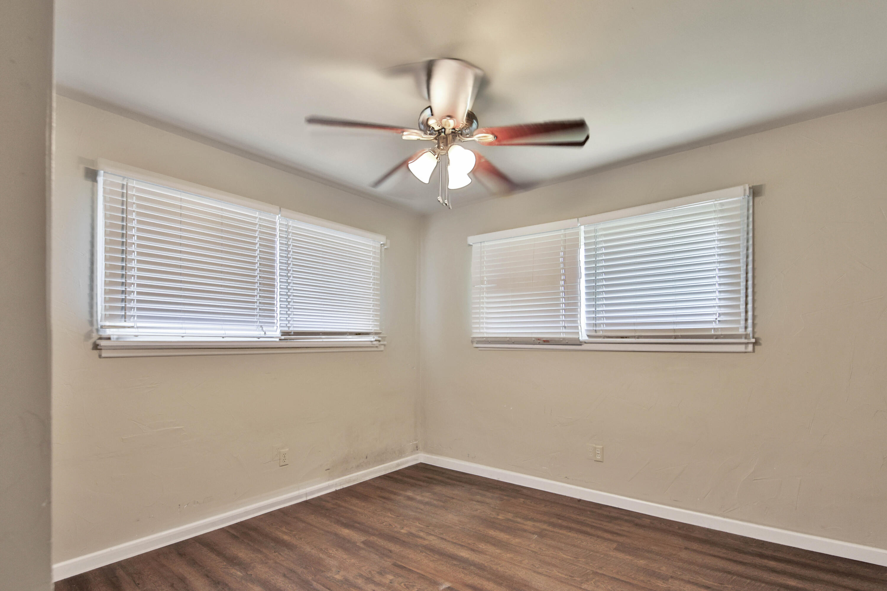 4401 28th Street Lubbock, TX 79410 - Photo 19 of 38 IMG_9877