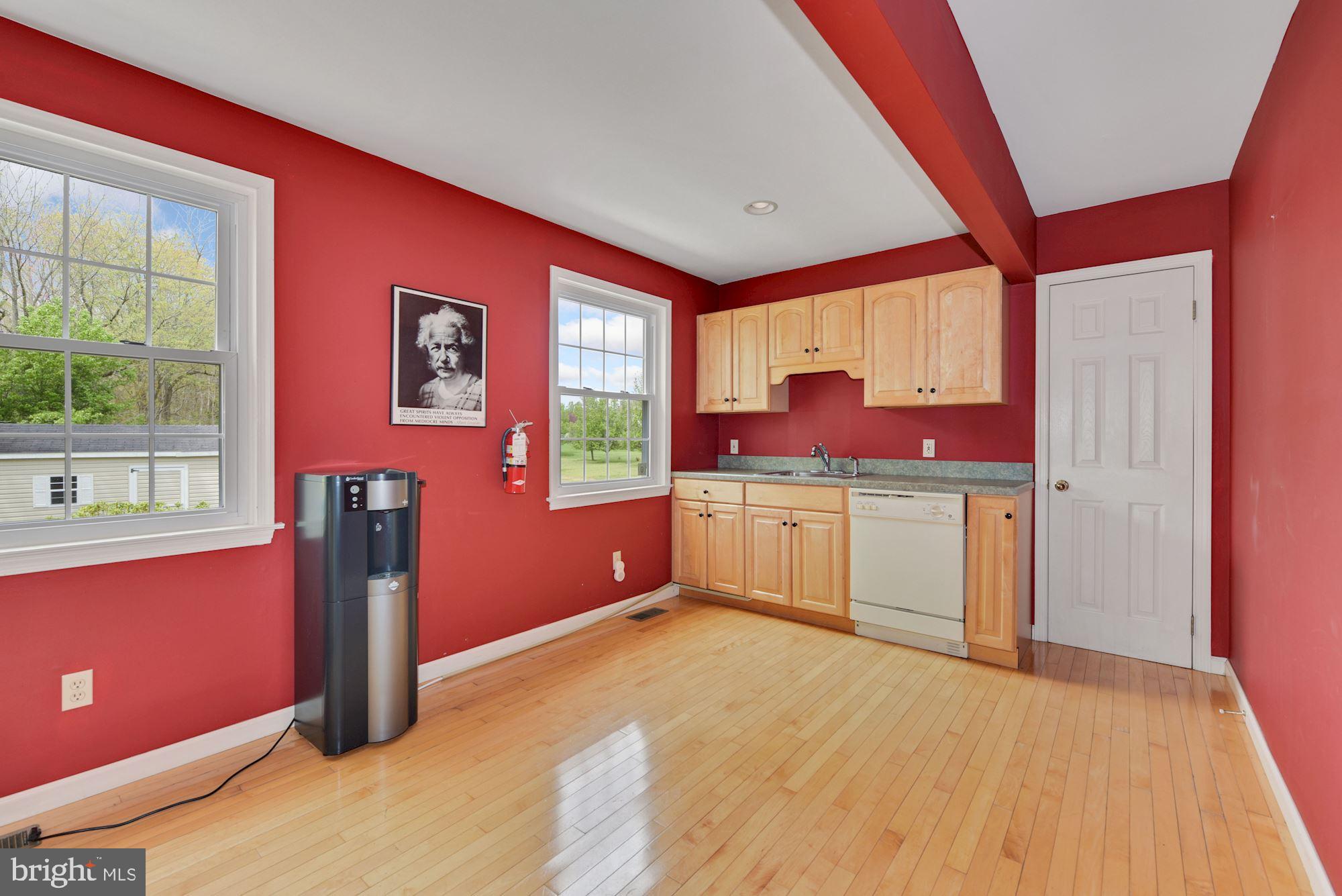 361 Oakshade Road Shamong, NJ 08088 - Photo 8 of 33 Gallery Image 8