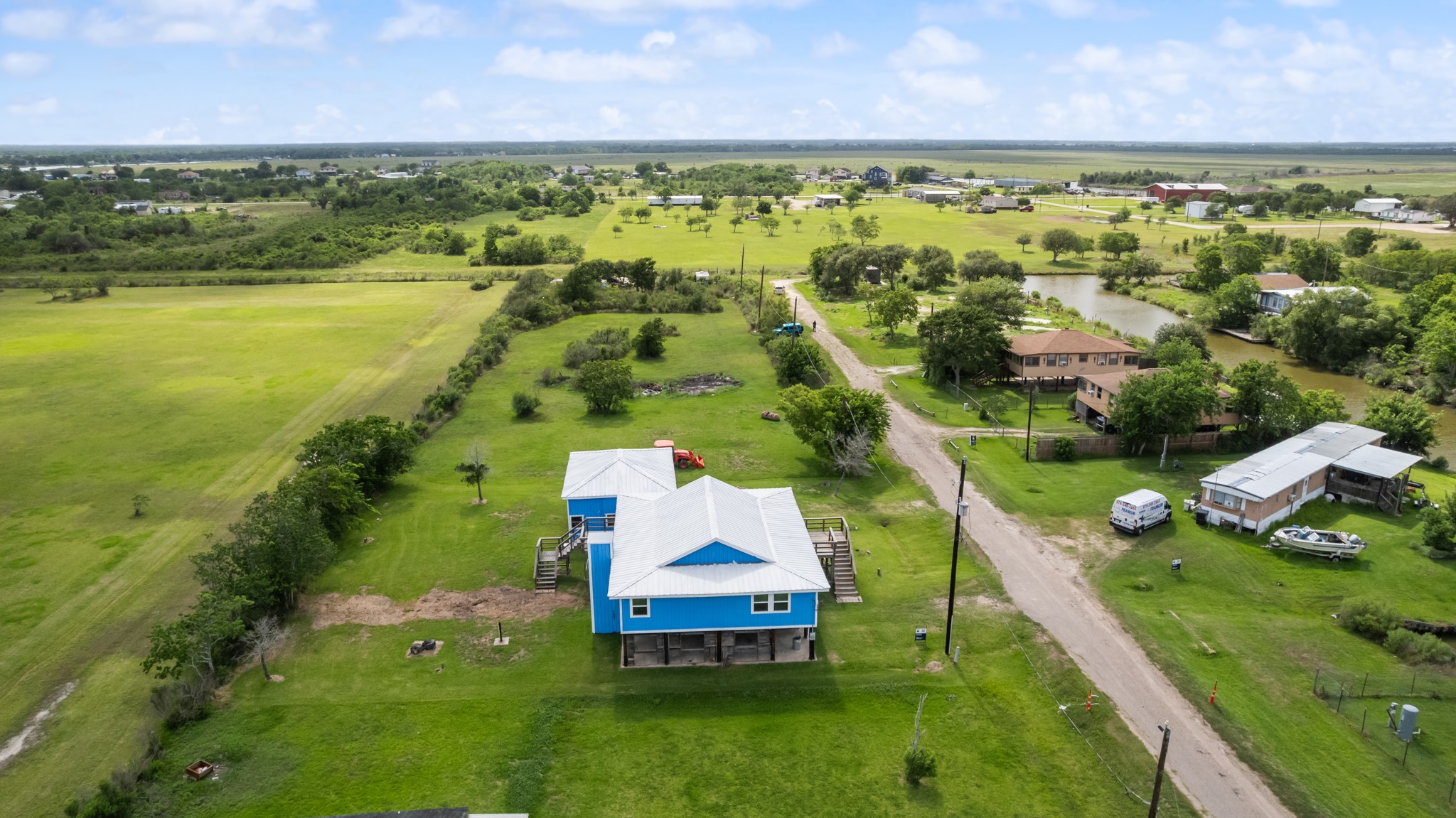 2534 Bastrop Angleton, TX 77515 - Photo 35 of 50