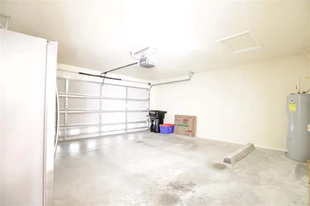 $2,500 | 11685 Northwest 19 Place, Gainesville, FL 32606