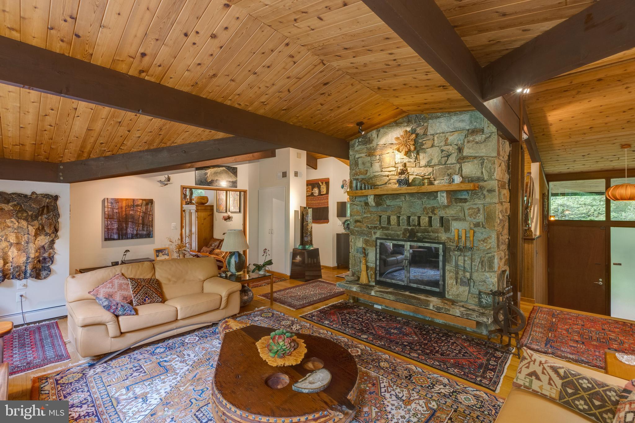 9520 Sagamore Spring Road Great Falls, VA 22066 - Photo 29 of 106 Pitched, Exposed Beam Ceilings