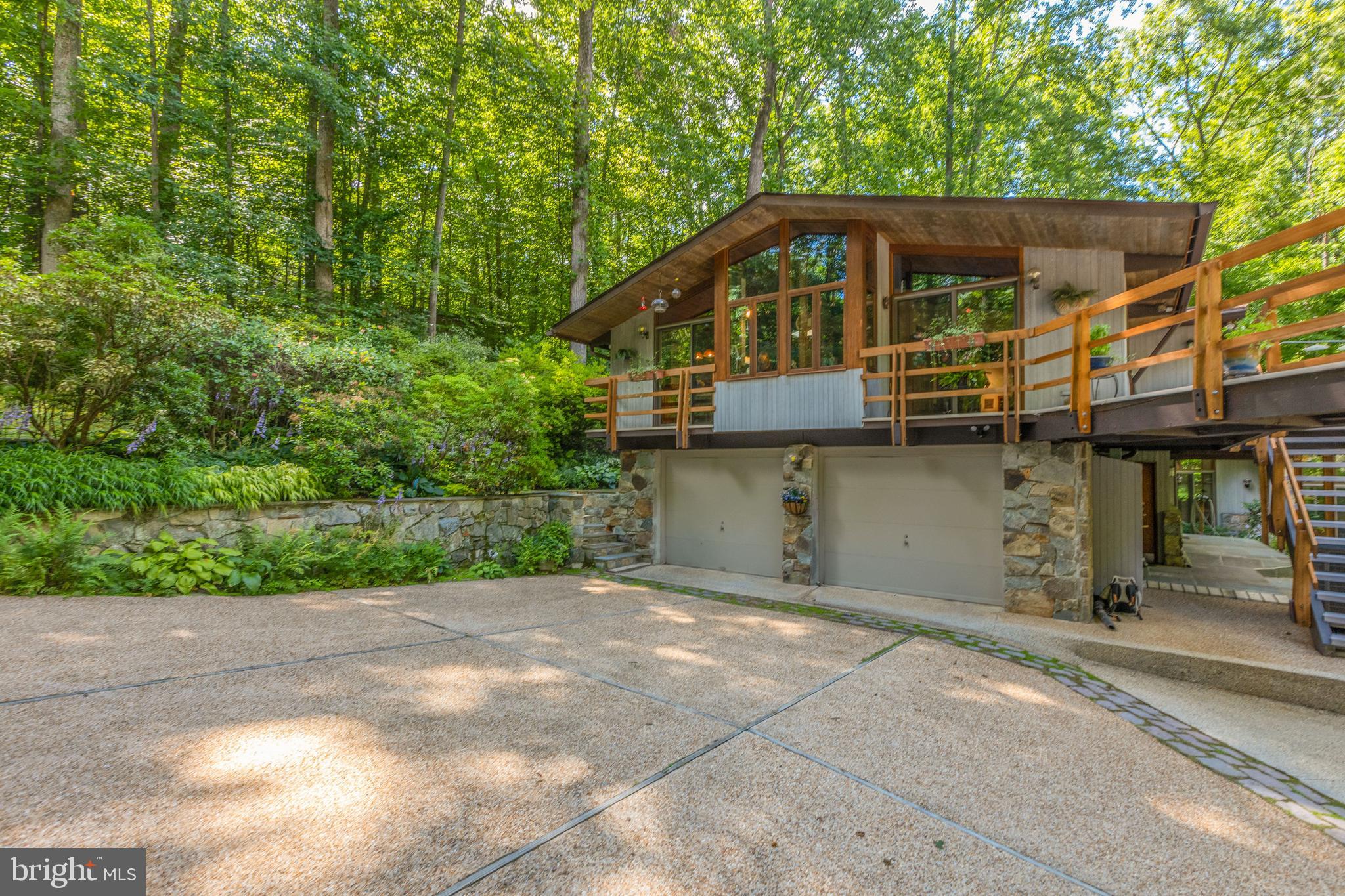 9520 Sagamore Spring Road Great Falls, VA 22066 - Photo 4 of 106 Side Loading Oversized Garage 2 Separate Doors