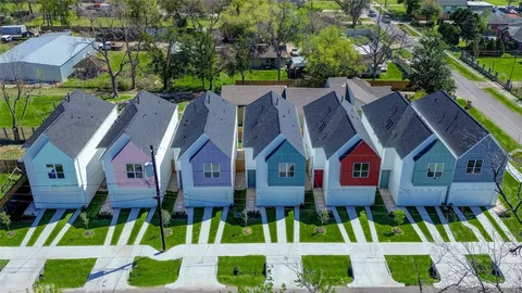 $329,000 | 9604 Burden Street, Houston, TX 77093