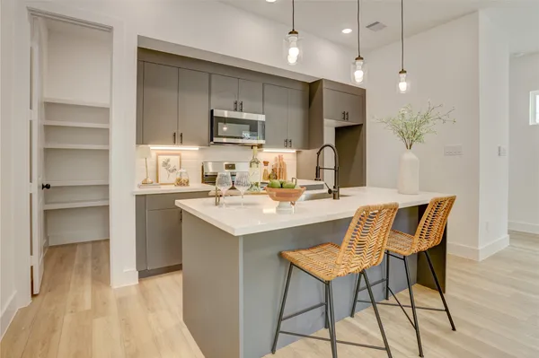 $329,000 | 9604 Burden Street, Houston, TX 77093