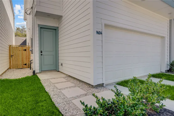 $329,000 | 9604 Burden Street, Houston, TX 77093