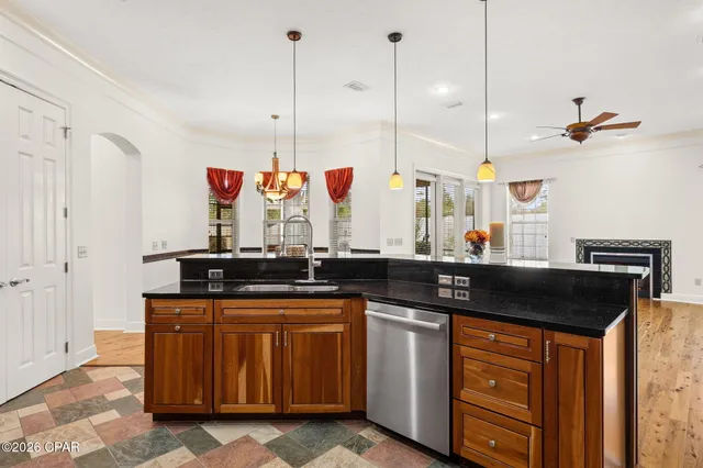 $595,000 | 140 Cottonwood Circle, Lynn Haven, FL 32444