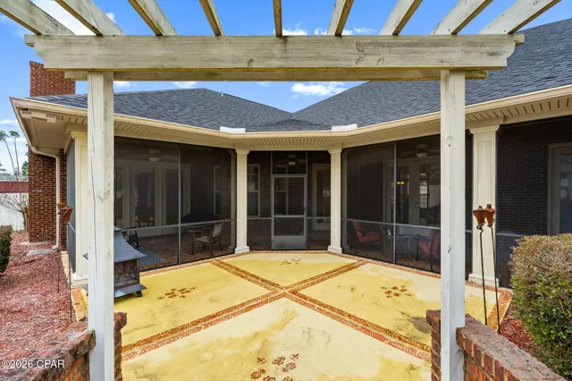 $595,000 | 140 Cottonwood Circle, Lynn Haven, FL 32444