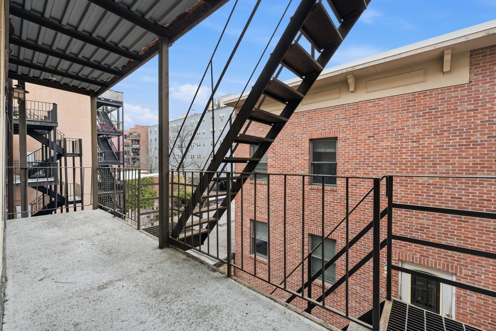 509 Monroe Street, Unit 3L Hoboken, NJ 07030 - Photo 15 of 18