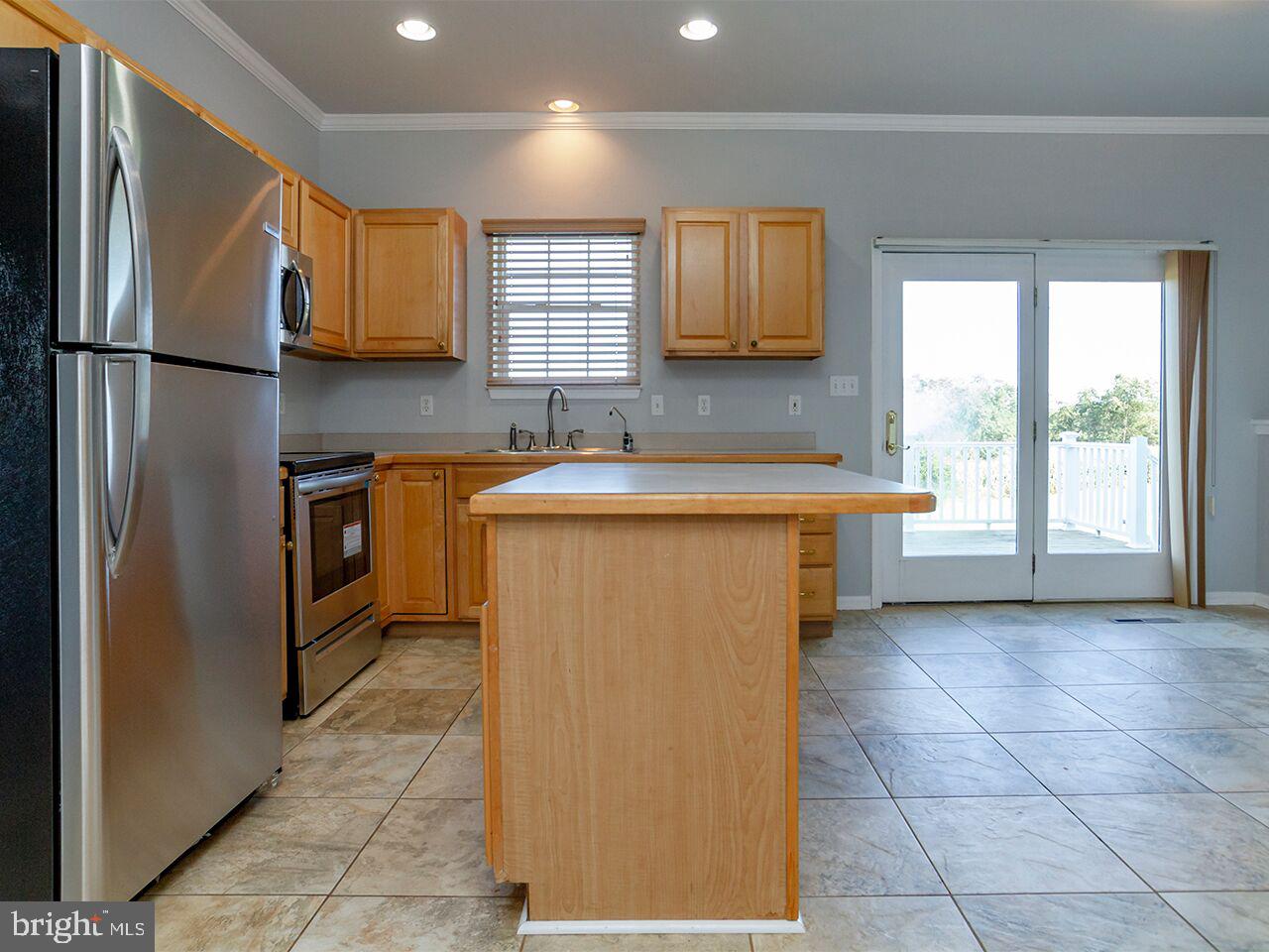 459 Throne Road Fawn Grove, PA 17321 - Photo 3 of 42 Brand New Stainless Steel Appliances