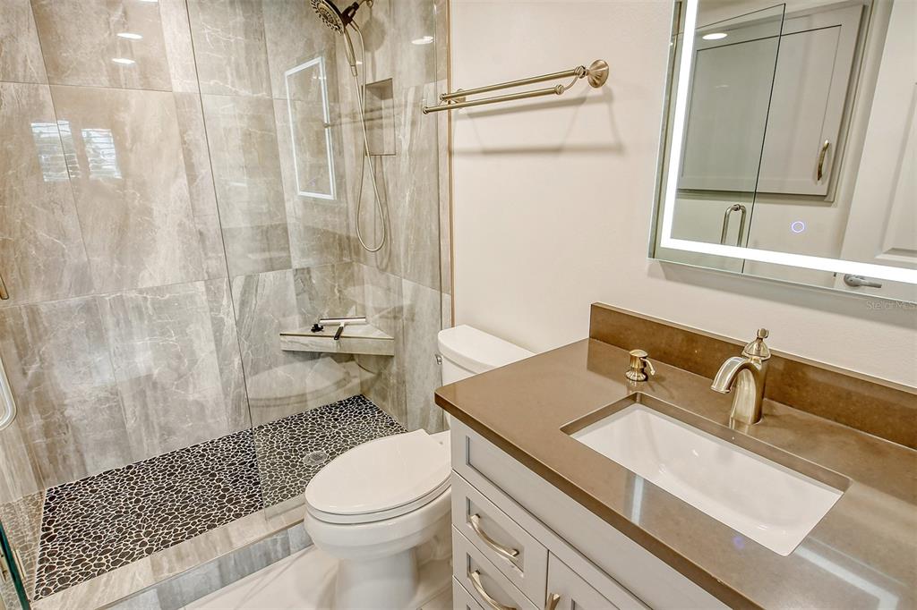 210 Santa Maria Street, Unit 245 Venice, FL 34285 - Photo 25 of 100