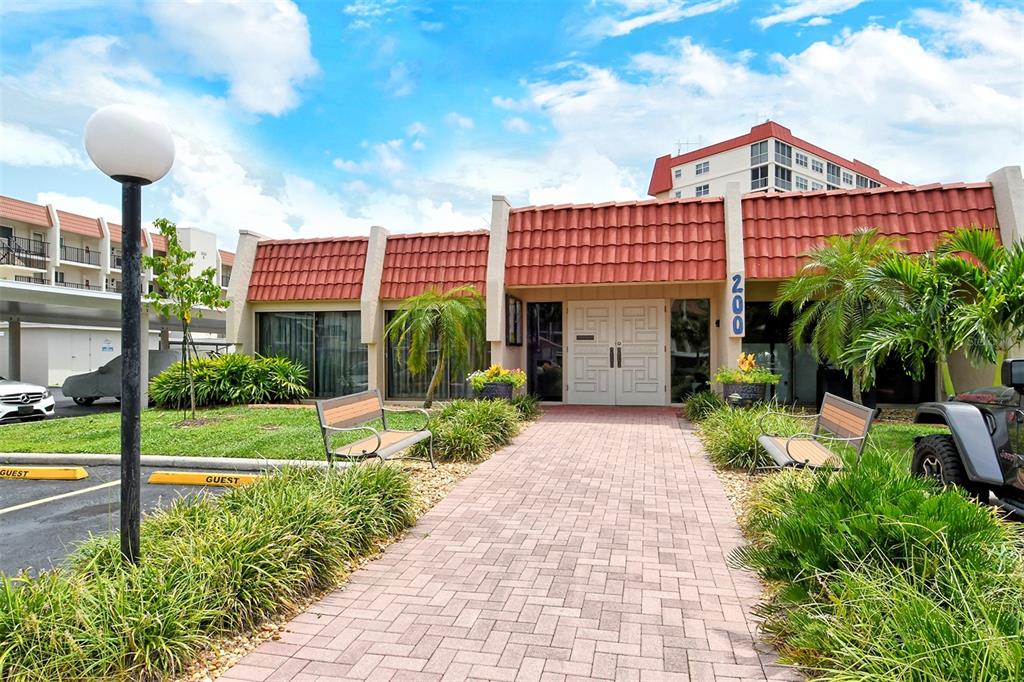 210 Santa Maria Street, Unit 245 Venice, FL 34285 - Photo 35 of 100