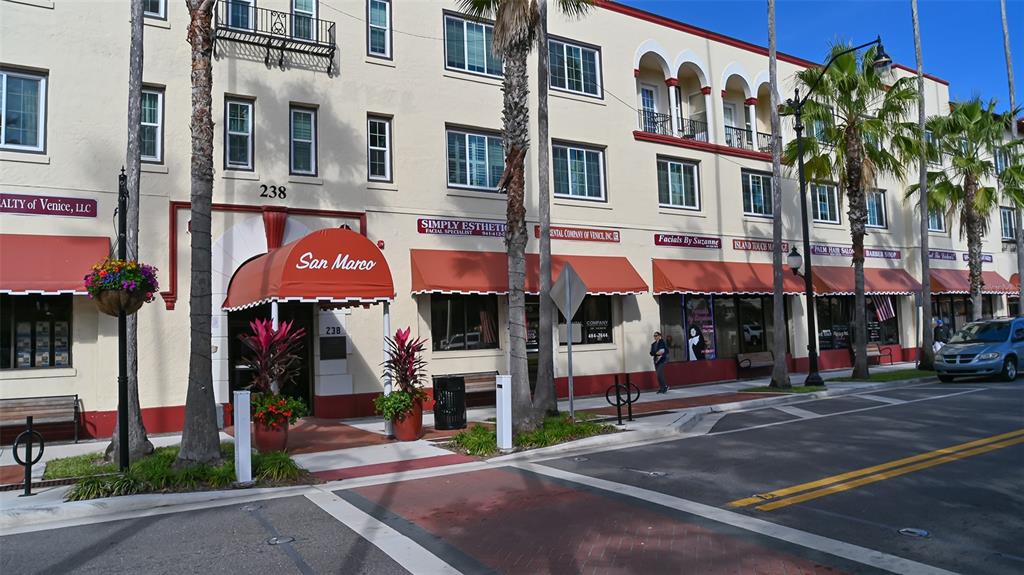 210 Santa Maria Street, Unit 245 Venice, FL 34285 - Photo 76 of 100