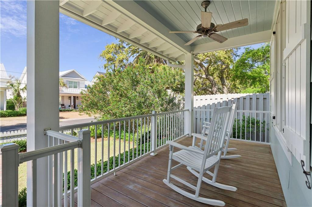 4316 5th Street St. Simons Island, GA 31522 - Photo 2 of 58 Front porch