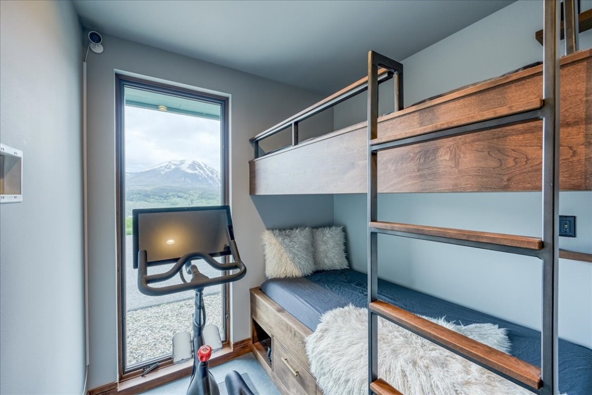 421 Z Road Silverthorne, CO 80498 - Photo 26 of 47 a bedroom with window