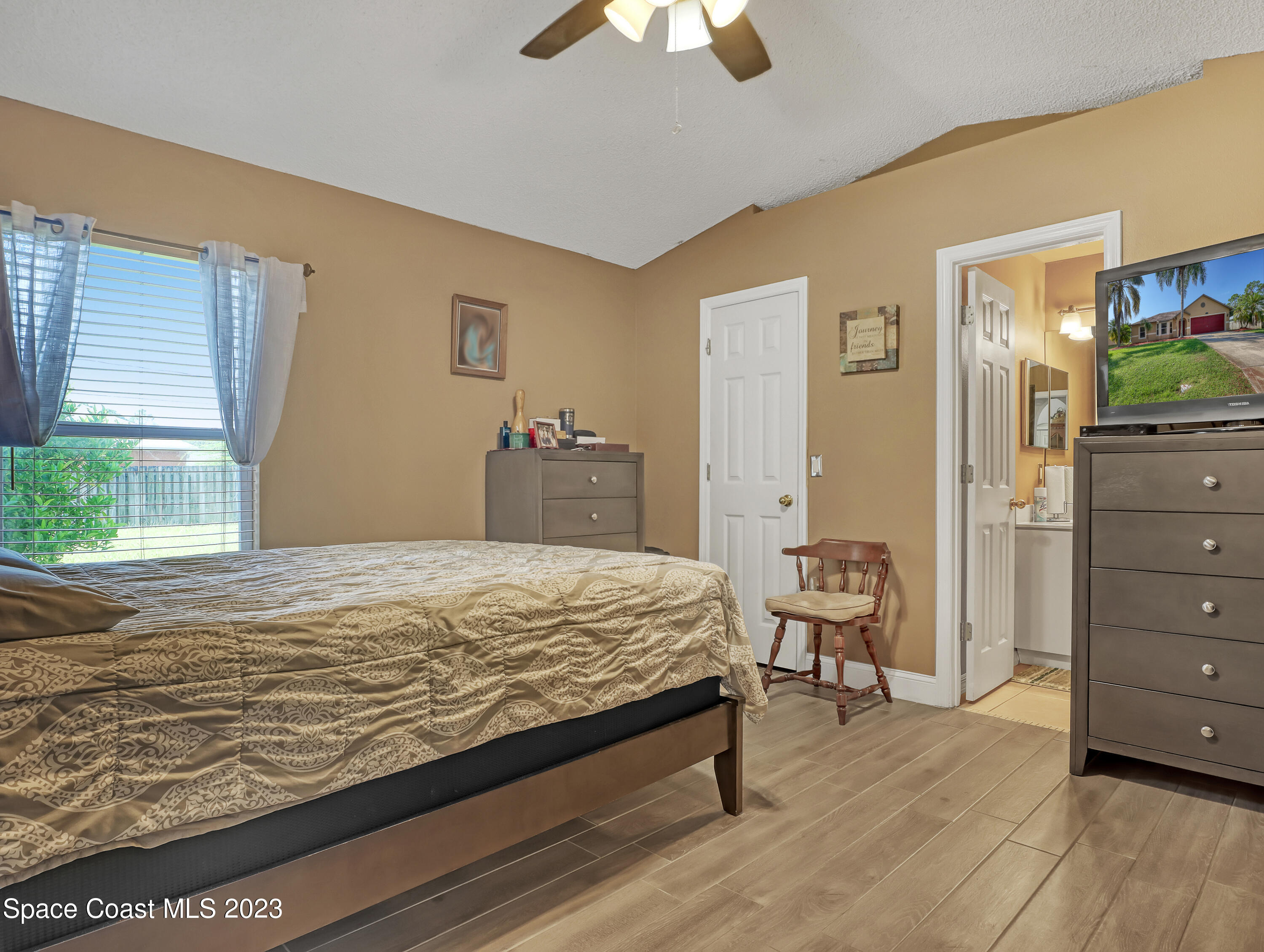 1328 Danforth Street Southwest Palm Bay, FL 32908 - Photo 14 of 28 1328 Danforth (16)