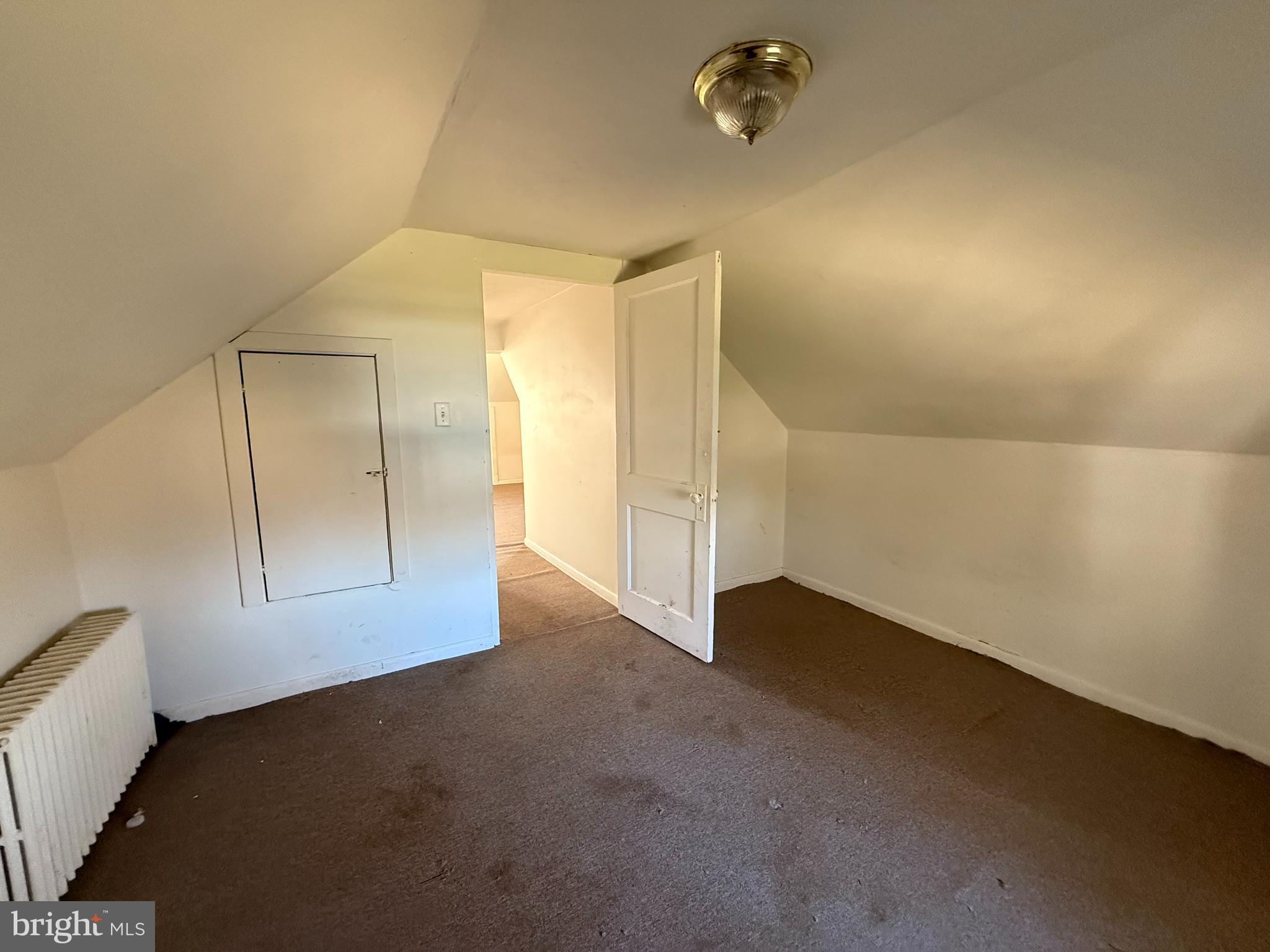 253 Penn Hopewell Road Hopewell, NJ 08525 - Photo 6 of 9 an empty room with a empty space and mirror