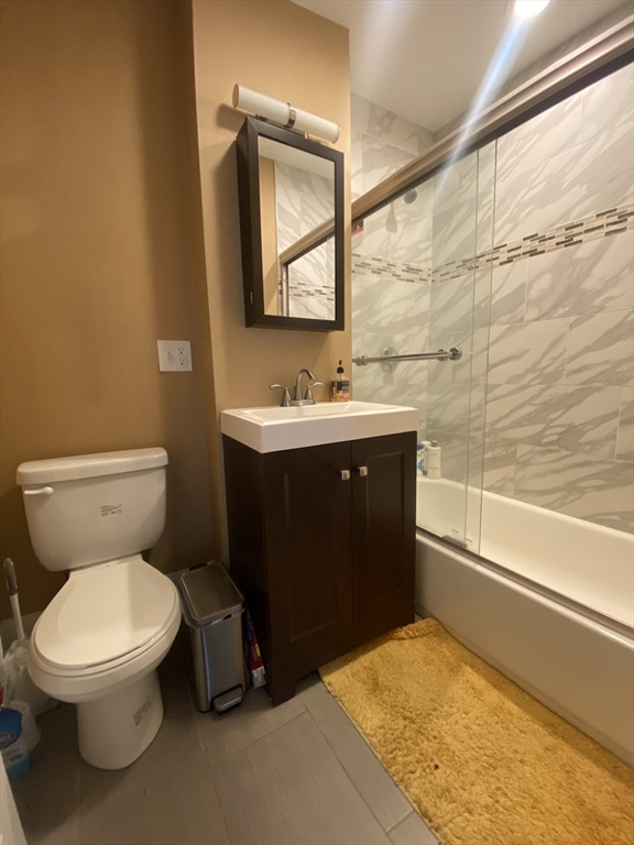 32 Linden Street, Unit 7 Brookline, MA 02445 - Photo 8 of 9