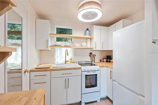 $600,000 | 1946 Chenango Avenue, Clearwater, FL 33755