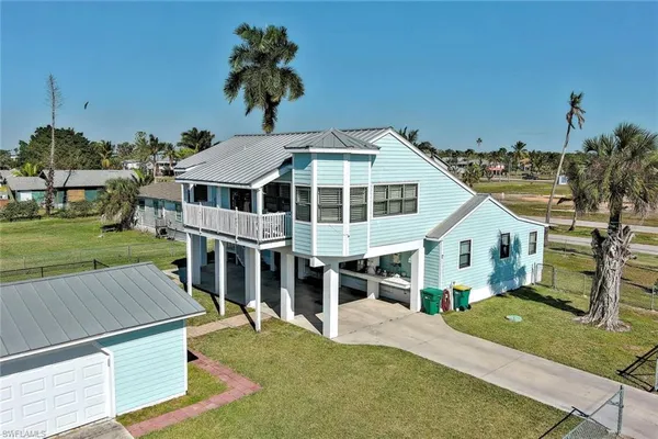 $779,000 | 407 Copeland Avenue, Everglades City, FL 34139