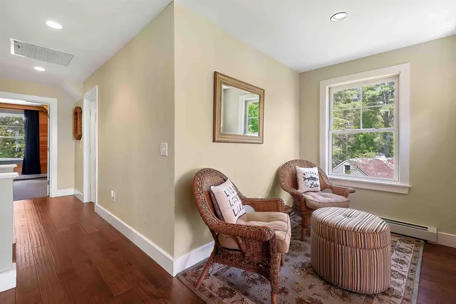 $1,799,000 | 760 Pleasant Street, New London, NH 03257