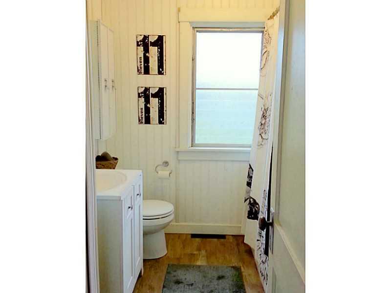 3021 Robbins Station Road North Huntingdon, PA 15642 - Photo 14 of 25 Full Bath.