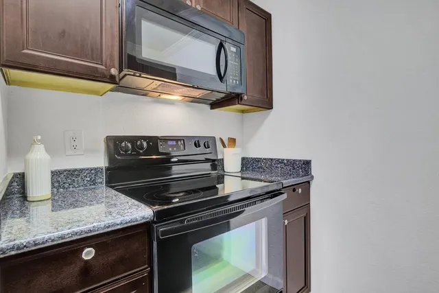 $379,998 | 2742 Oak Road, Unit 191, Walnut Creek, CA 94597