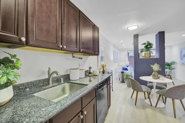 $379,998 | 2742 Oak Road, Unit 191, Walnut Creek, CA 94597