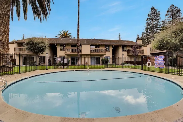 $379,998 | 2742 Oak Road, Unit 191, Walnut Creek, CA 94597