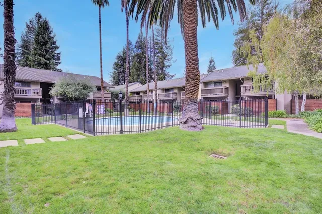 $379,998 | 2742 Oak Road, Unit 191, Walnut Creek, CA 94597