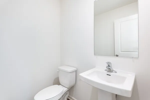 $2,400 | 1059 Briar Gln Court, Hampshire, IL 60140