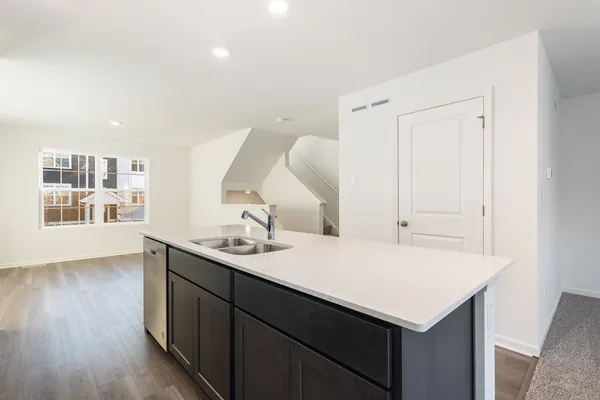 $2,400 | 1059 Briar Gln Court, Hampshire, IL 60140