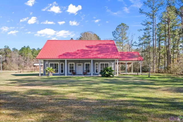 $299,900 | 37700 Walker North Road, Walker, LA 70785