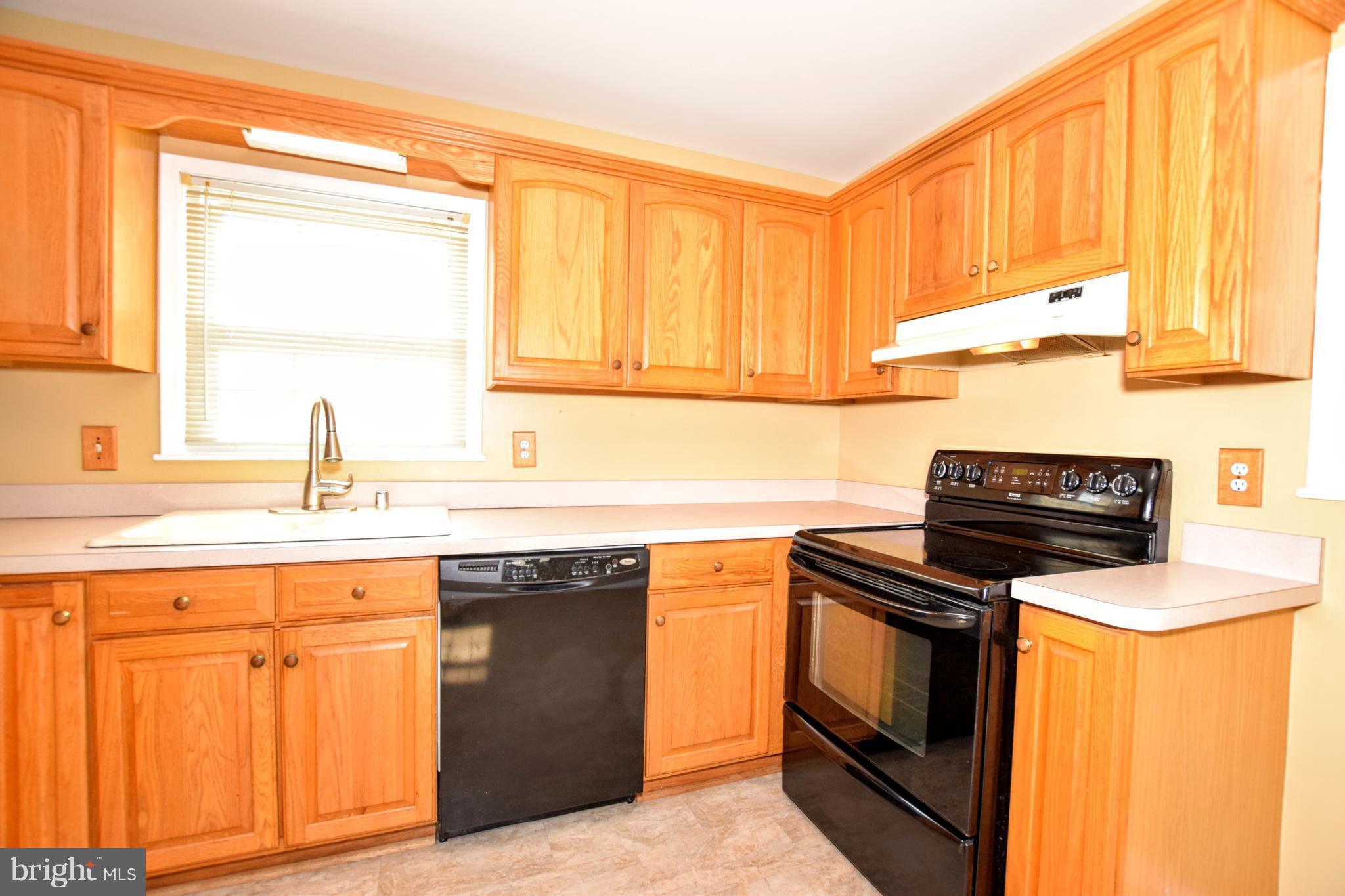 2510 Hanson Road Edgewood, MD 21040 - Photo 8 of 24 Updated Kitchen!