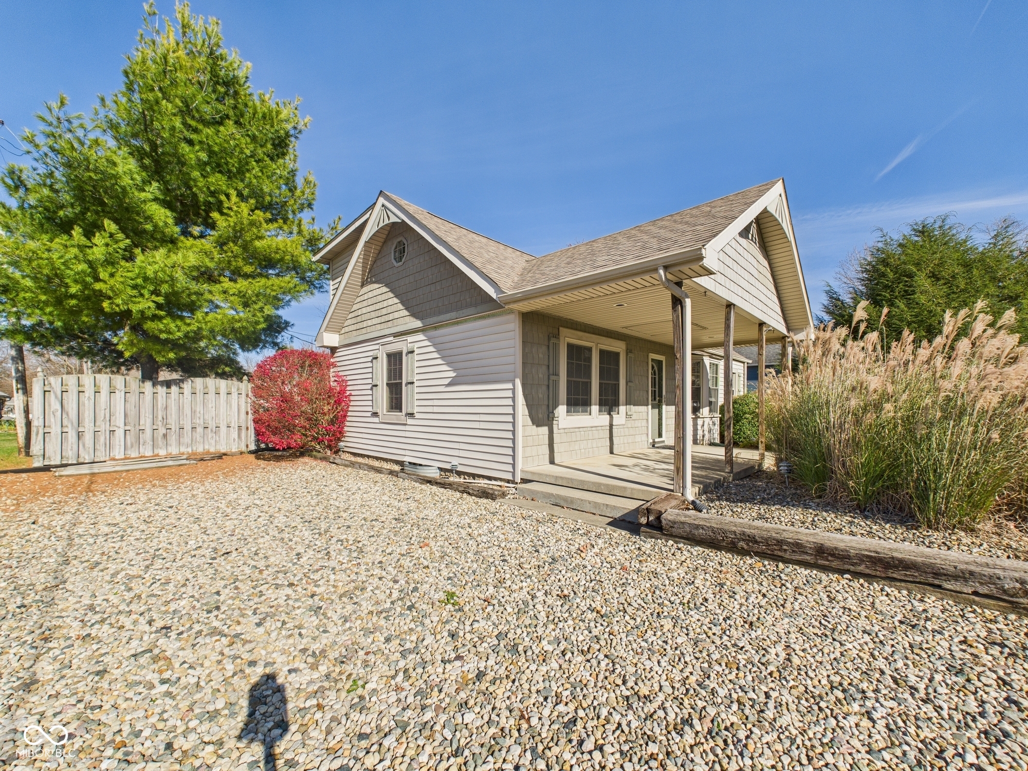 2916 Market Street Pendleton, IN 46064 - Photo 3 of 33