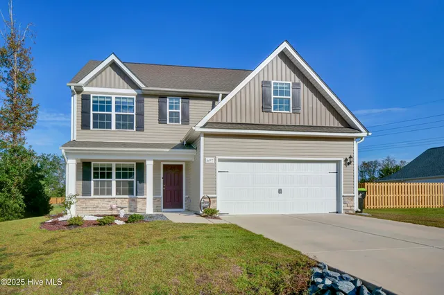 $419,000 | 697 Poppleton Drive, Hampstead, NC 28443