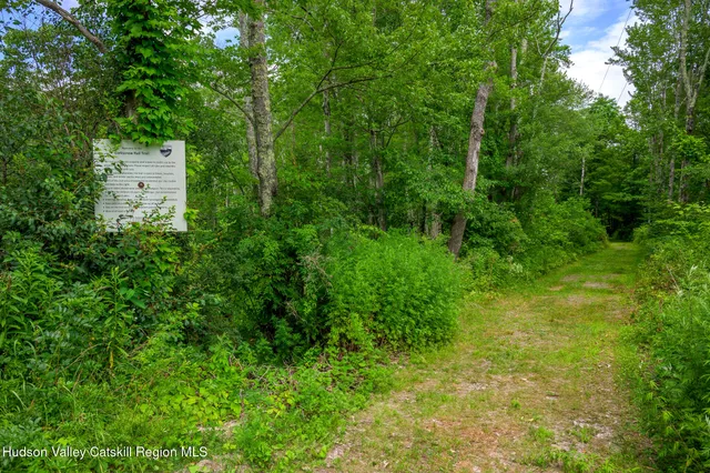 $635,000 | 19 Lovers Lane, New Lebanon, NY 12125