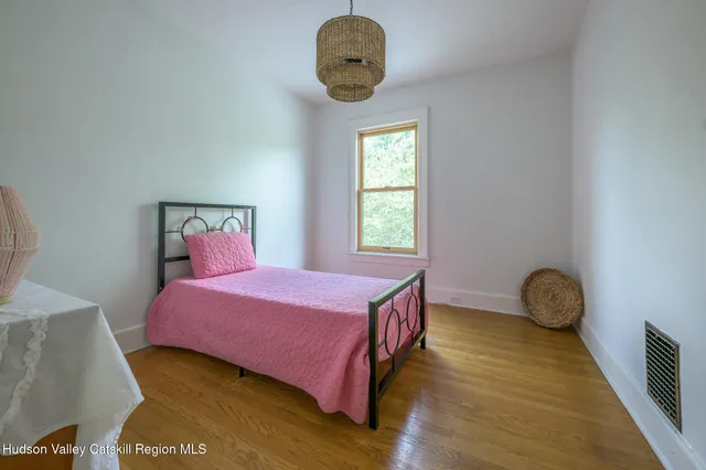 $635,000 | 19 Lovers Lane, New Lebanon, NY 12125