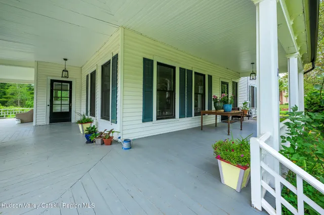 $635,000 | 19 Lovers Lane, New Lebanon, NY 12125