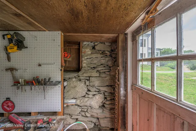 $635,000 | 19 Lovers Lane, New Lebanon, NY 12125