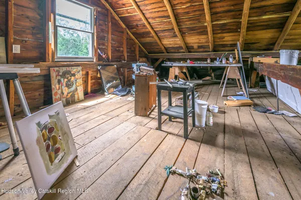 $635,000 | 19 Lovers Lane, New Lebanon, NY 12125