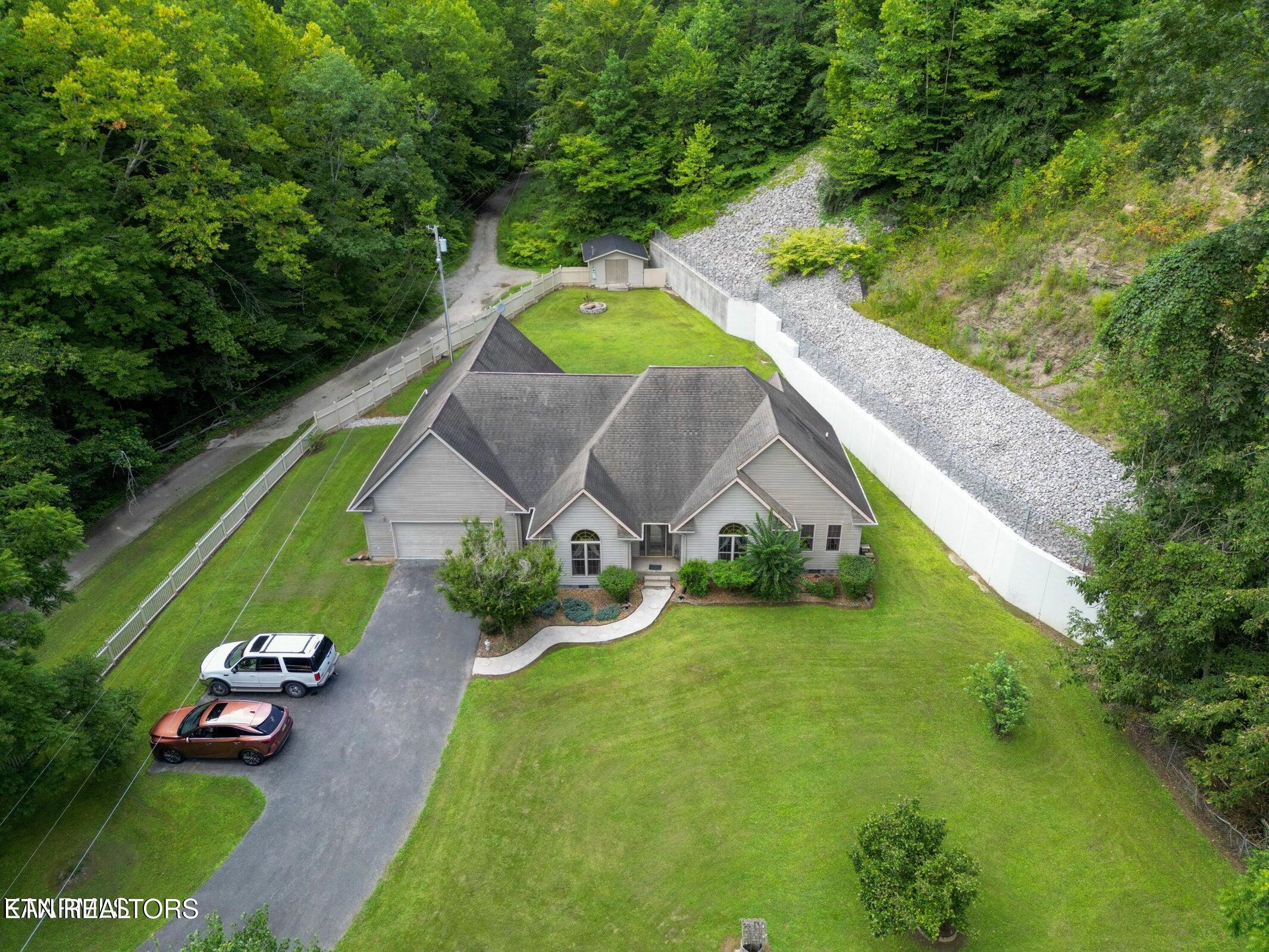 239 Sulphur Springs Road Cranks, KY 40820 - Photo 21 of 23 drone4