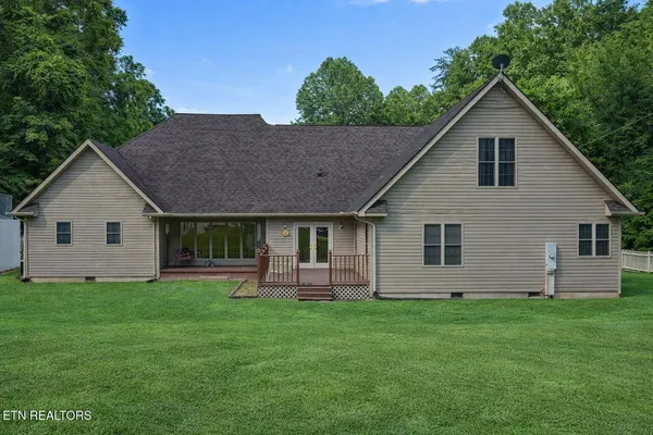 $402,000 | 239 Sulphur Springs Road, Cranks, KY 40820